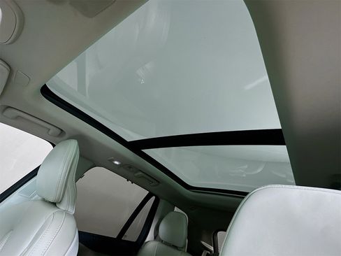 Used 2023 Volvo XC90 T8 Ultimate image 23