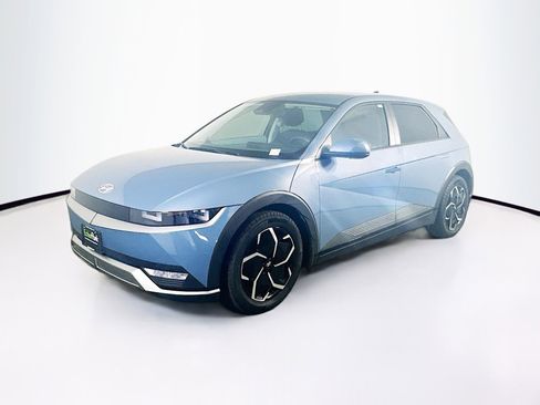 Used 2024 Hyundai Ioniq 5 SEL RWD image 3