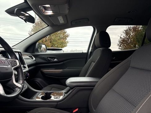 Used 2020 GMC Acadia SLE w/ Driver Convenience Package image 29