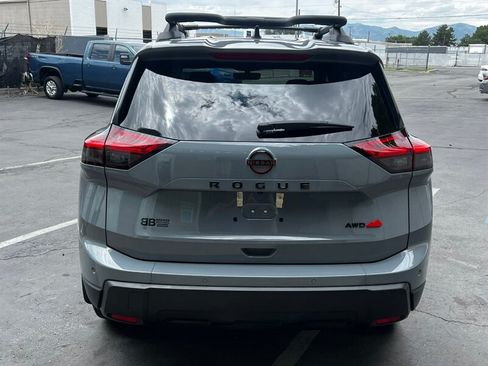 Used 2026 Nissan Rogue SV AWD/4WD image 6