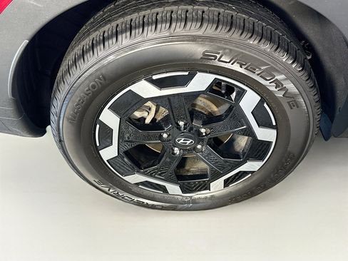 Used 2025 Hyundai Santa Fe SEL image 11