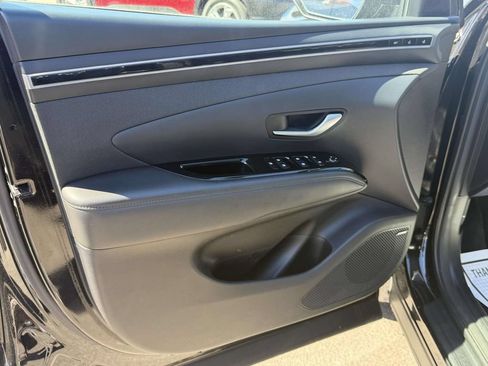 Certified 2023 Hyundai Tucson Limited AWD/4WD image 20