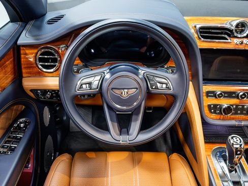 Used 2021 Bentley Bentayga w/ First Edition Specification AWD/4WD image 71