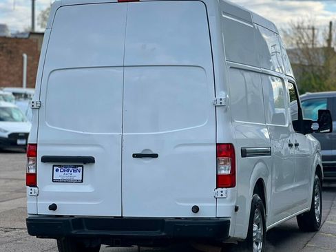Used 2019 Nissan NV 2500 SV RWD image 5