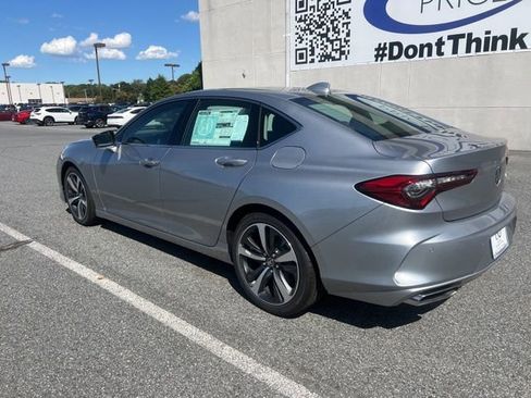 New 2025 Acura TLX w/ Technology Package image 3