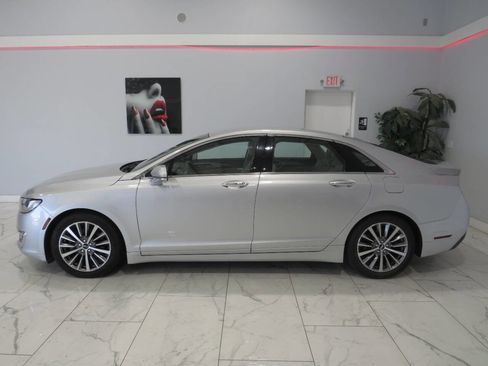 Used 2017 Lincoln MKZ Premiere FWD image 6