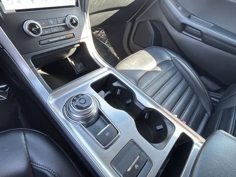 Used 2024 Ford Edge SEL image 14