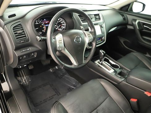 Used 2017 Nissan Altima 2.5 SL w/ 2.5 Technology Package image 15