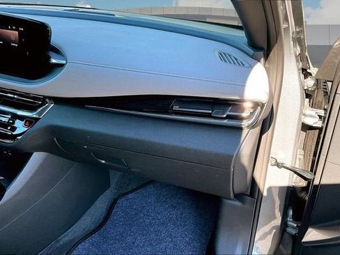 Used 2025 Buick Envista Avenir FWD image 15