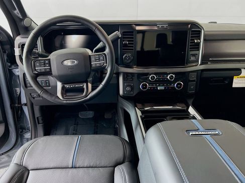New 2026 Ford F350 Platinum w/ Tremor Off-Road Package image 27