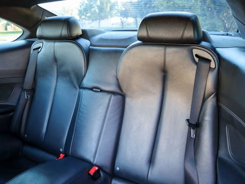 Used 2016 BMW 640i Coupe image 15