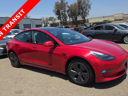 Used 2023 Tesla Model 3 Standard Range RWD image 5