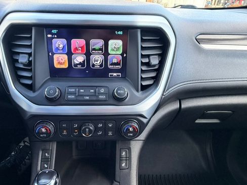 Used 2017 GMC Acadia SLT image 14