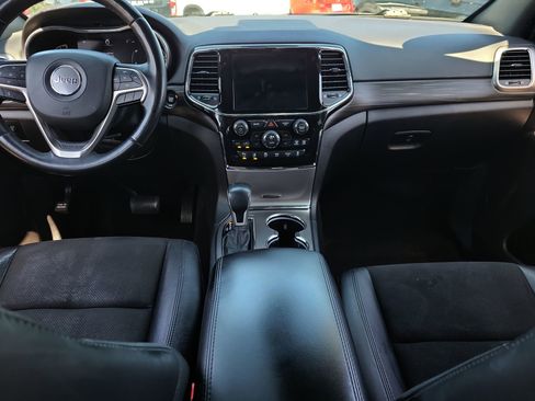 Used 2021 Jeep Grand Cherokee Laredo X RWD image 17