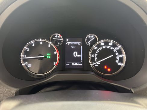 Used 2020 Lexus GX 460 Premium AWD/4WD image 16