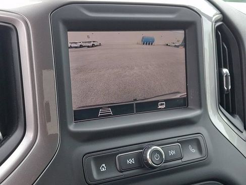 Used 2024 Chevrolet Silverado 1500 Custom Trail Boss AWD/4WD image 4