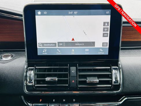 Used 2019 Lincoln Navigator Reserve AWD/4WD image 7