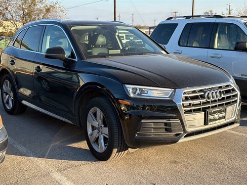 Used 2019 Audi Q5 2.0T Premium w/ Convenience Package image 3