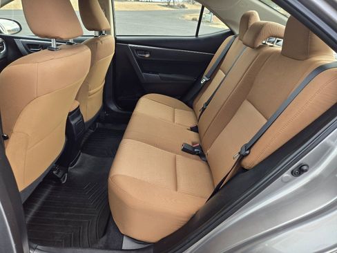 Used 2014 Toyota Corolla LE image 19