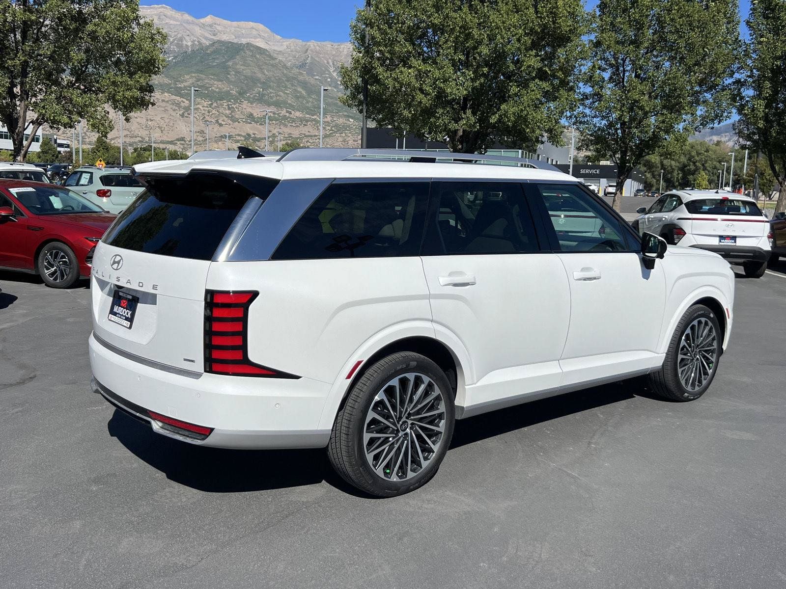 Certified 2026 Hyundai Palisade Calligraphy AWD/4WD image 8