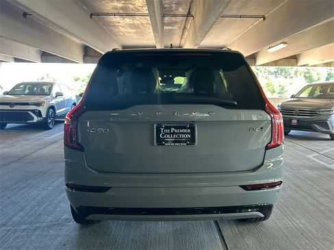 New 2026 Volvo XC90 B6 Ultra w/ Protection Package image 3