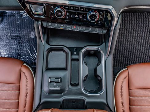 Used 2026 GMC Sierra 3500 Denali Ultimate image 27