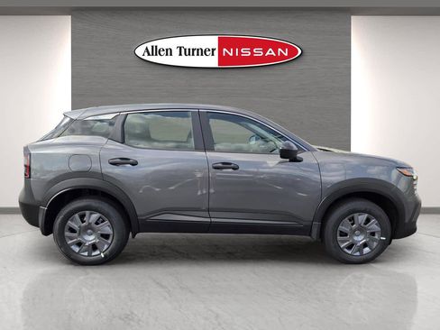 New 2026 Nissan Kicks S FWD image 5