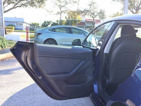 Used 2023 Tesla Model 3 Long Range image 27