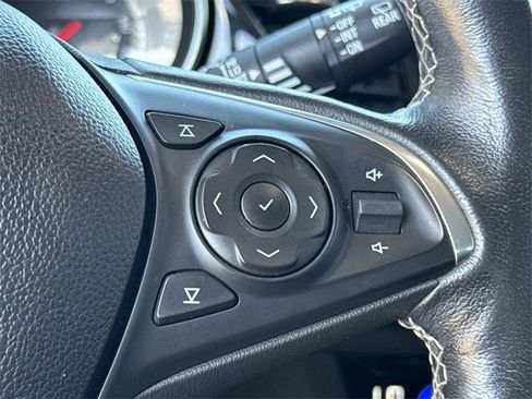 Used 2018 Buick Regal Essence w/ Driver Confidence Package #1 image 39