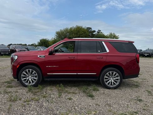 Used 2023 GMC Yukon Denali AWD/4WD image 6