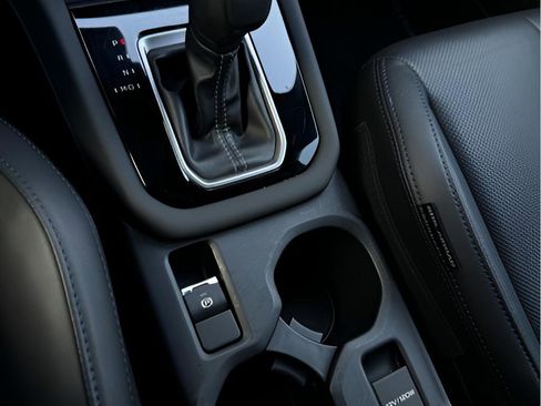 Used 2025 Subaru Forester Limited w/ Popular Package #1 image 16