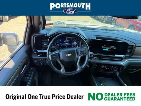 Used 2024 Chevrolet Silverado 2500 High Country w/ Z71 Off-Road Package image 7