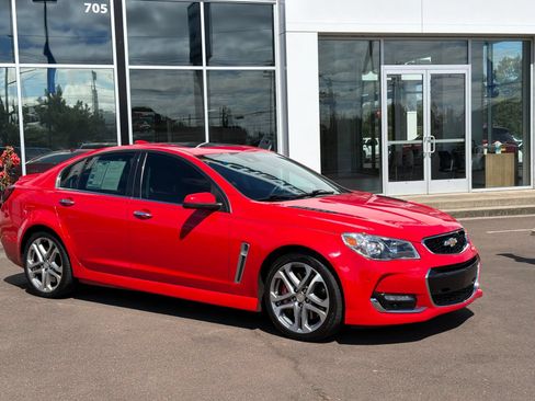 Used 2016 Chevrolet SS RWD image 2