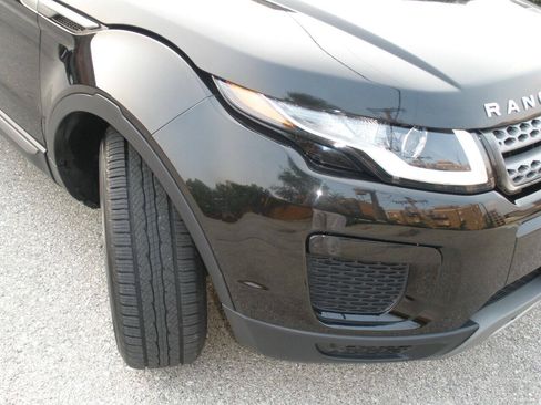 Used 2019 Land Rover Range Rover Evoque AWD/4WD image 37