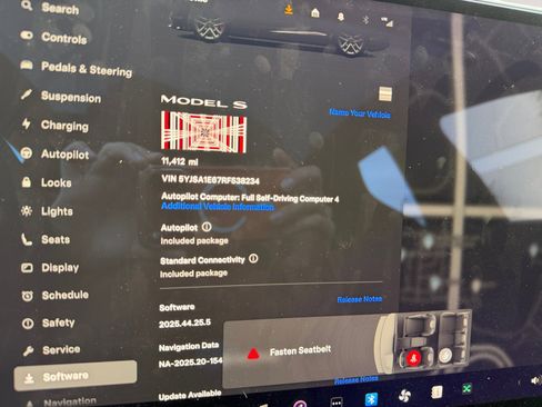 Used 2024 Tesla Model S Plaid image 6