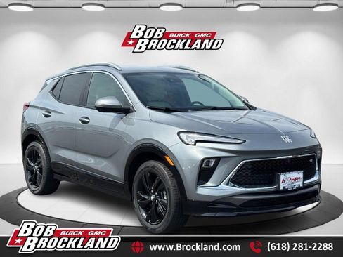 Used 2024 Buick Encore GX Sport Touring w/ Comfort Package FWD image 1
