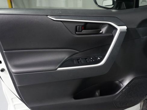 Certified 2024 Toyota RAV4 LE image 28