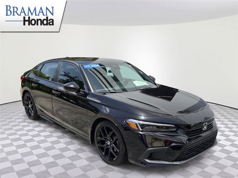 Used 2024 Honda Civic Sport image 2