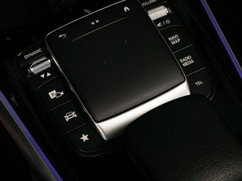 Used 2021 Mercedes-Benz GLB 250 image 53