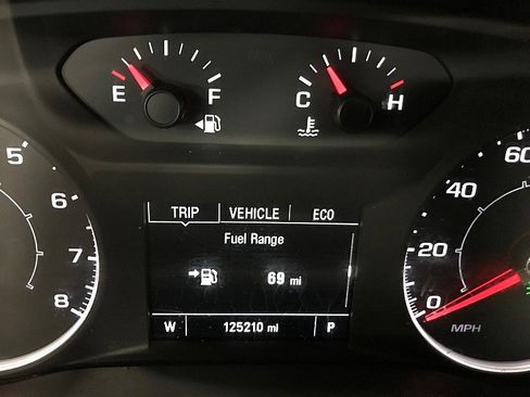 Used 2019 GMC Acadia SLE w/ LPO, Floor Liner Package FWD image 23