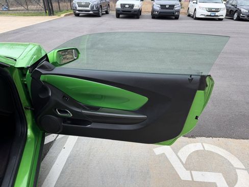 Used 2010 Chevrolet Camaro LT image 13