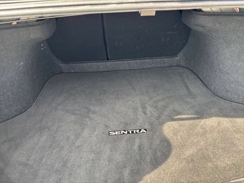 Used 2025 Nissan Sentra SV FWD image 24