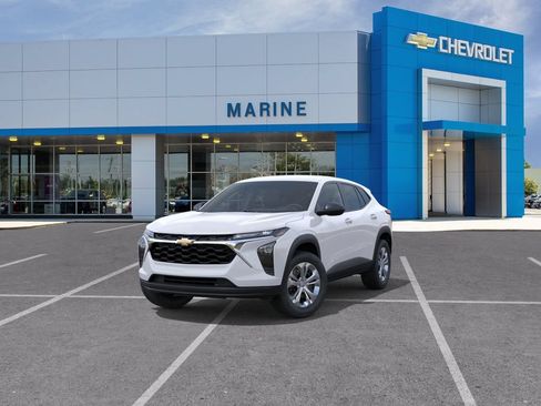 New 2026 Chevrolet Trax LS FWD image 8