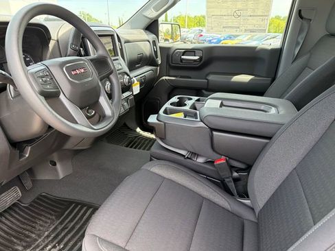 New 2026 GMC Sierra 1500 Pro AWD/4WD image 16
