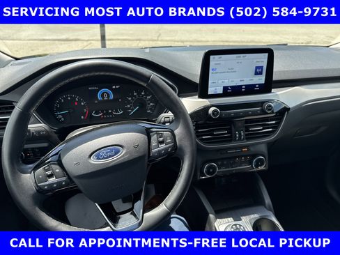 Certified 2022 Ford Escape SE w/ Cold Weather Package image 30