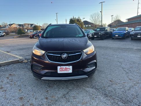 Used 2018 Buick Encore Preferred image 2
