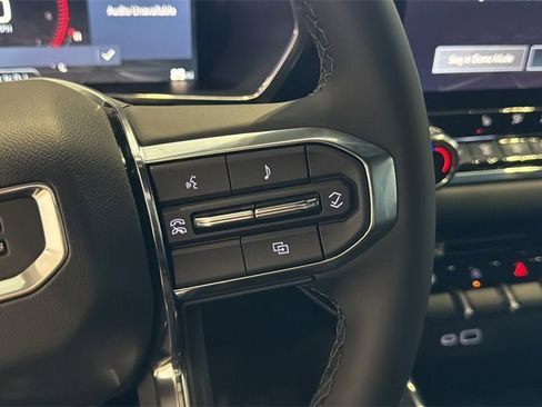 New 2025 GMC Canyon Elevation w/ Convenience Package image 28