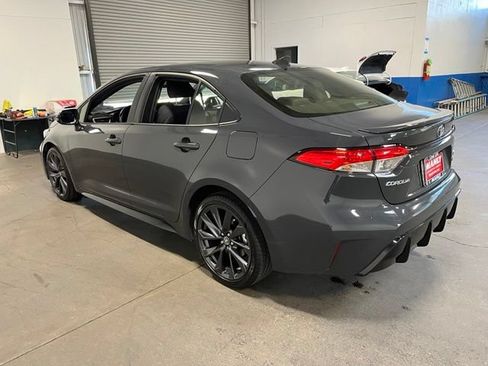 Used 2025 Toyota Corolla SE FWD image 4