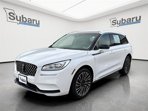 Used 2020 Lincoln Corsair Reserve w/ Equipment Group 201A image 3