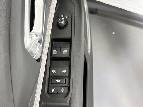Used 2022 Jeep Compass Latitude AWD/4WD image 16